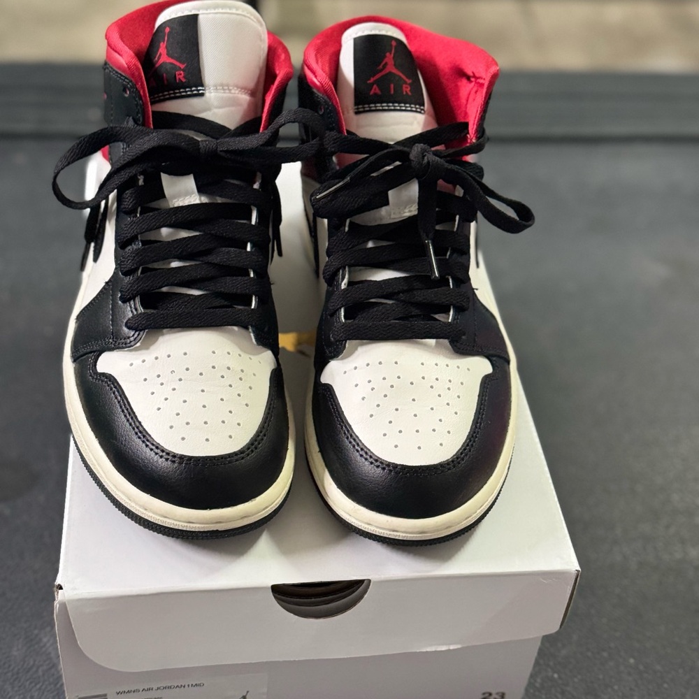 Jordan Air Mid Black and Red Sneakers